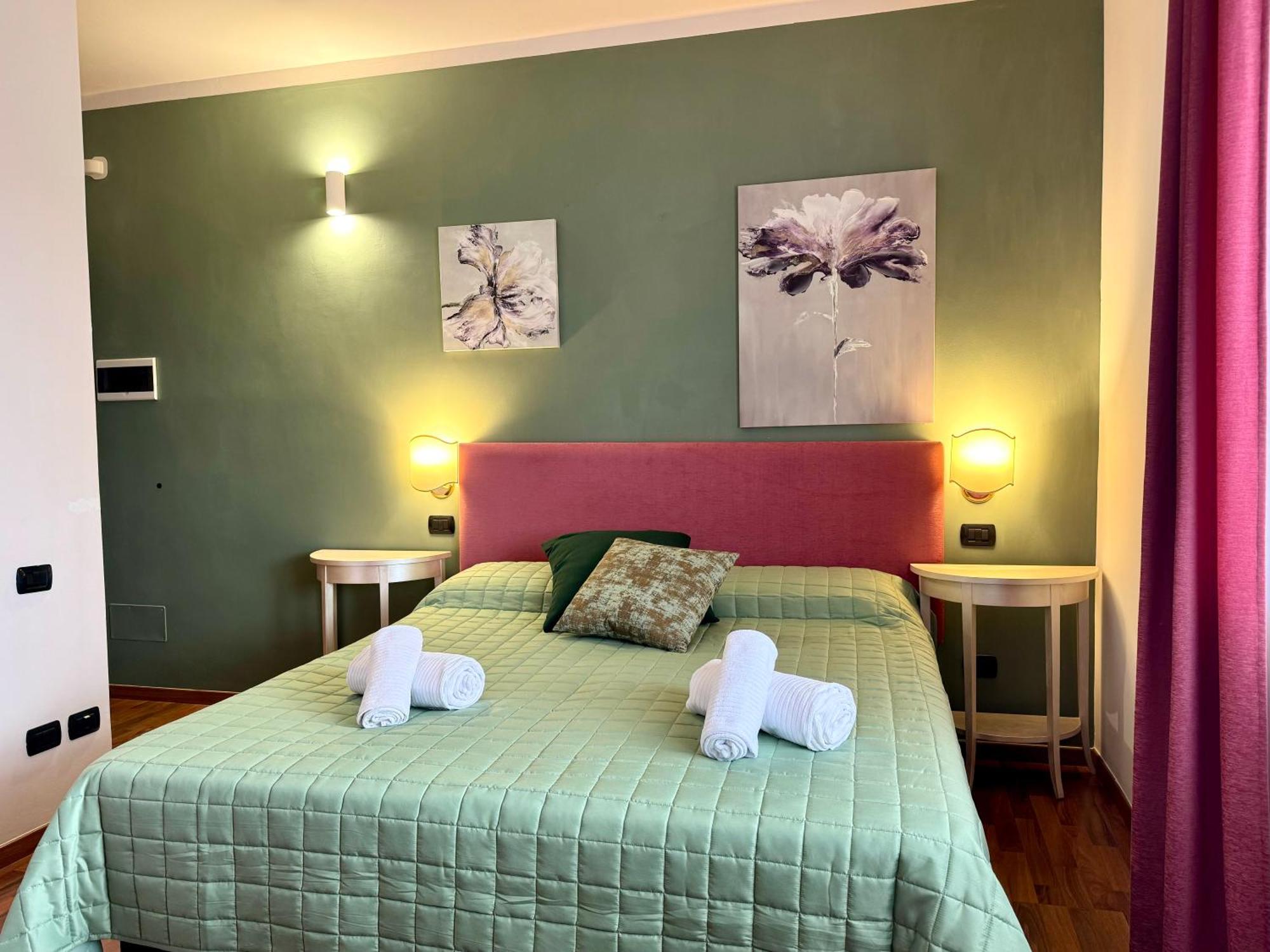 Welcome Traveller Frida'S Rooms Caprino Veronese Bagian luar foto