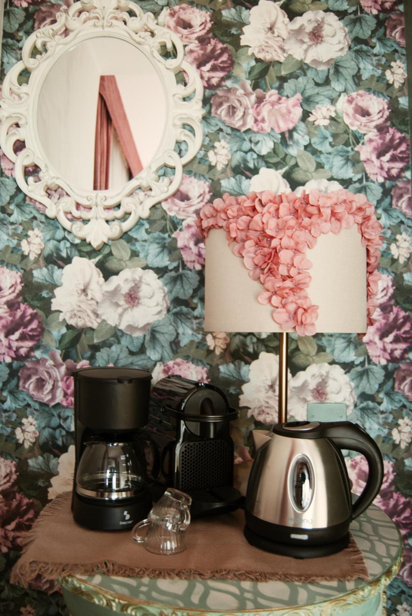 Welcome Traveller Frida'S Rooms Caprino Veronese Bagian luar foto