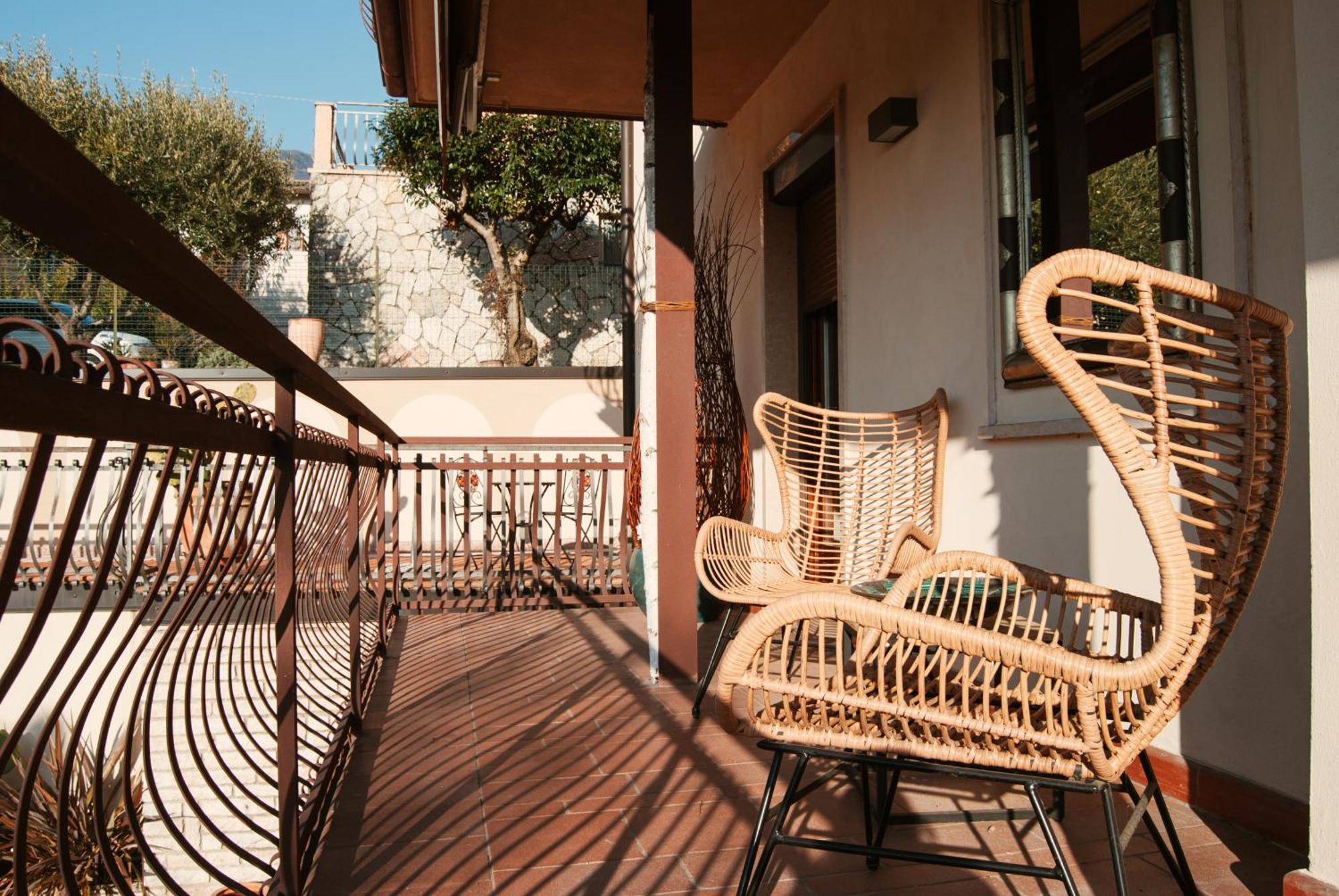 Welcome Traveller Frida'S Rooms Caprino Veronese Bagian luar foto