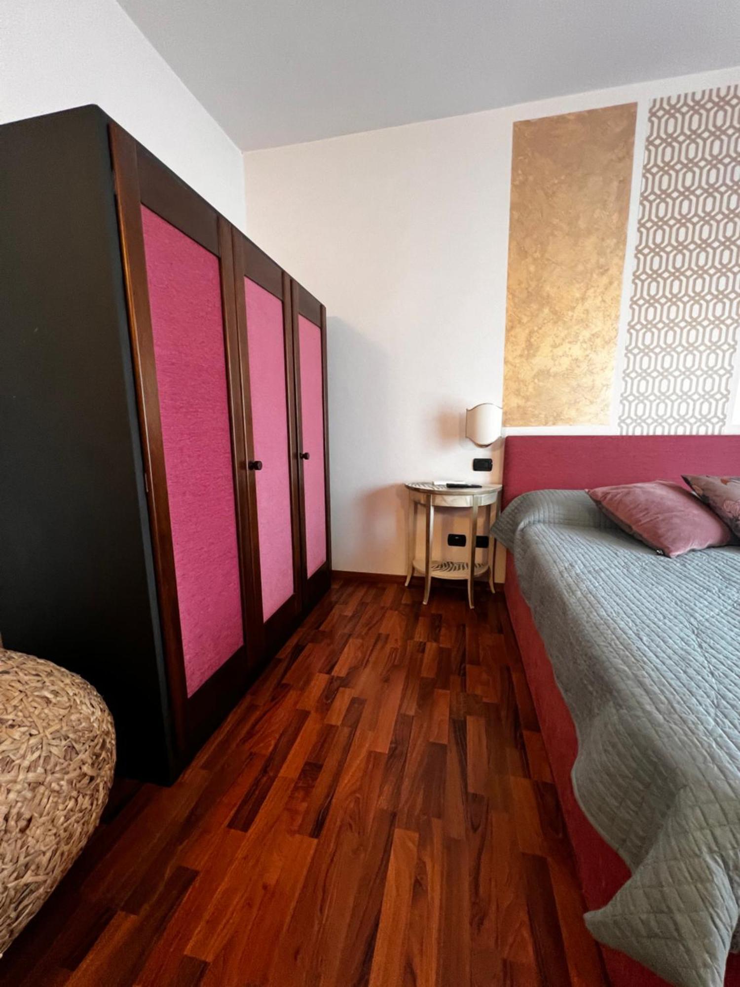 Welcome Traveller Frida'S Rooms Caprino Veronese Bagian luar foto
